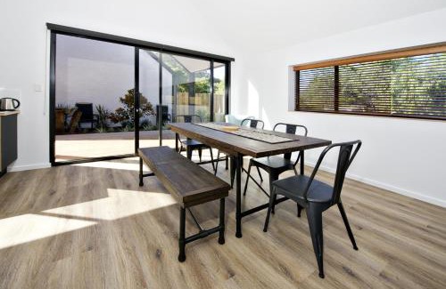 Margaret River Casa | Margaret River Bungalow-2-middle - pet friendly