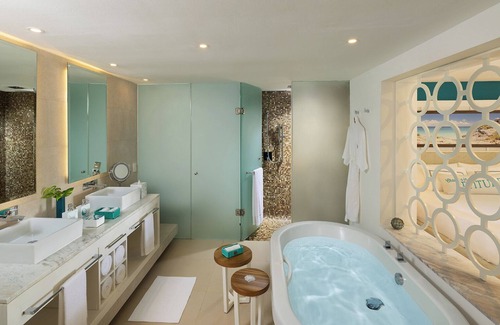 Puerto Morelos Complejo | Margaritaville Island Reserve Riviera Cancún - A Karisma All-Inclusive Experience for All
