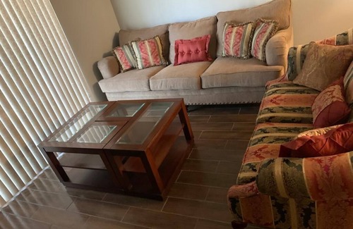 Ives Estates Condominio | Marie Yves comfort stay