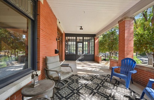 Sunnyside Casa | Marigold Mansion- Close to downtown, Walkable, Room for multiple families!