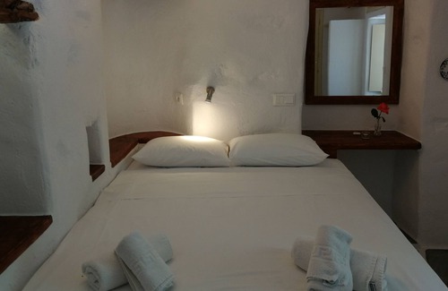 Parasporos Casa | Apartamentos Marili, Apt # 7, Pequeña casa independiente