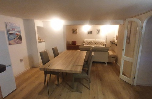 Tragliatella Apartamento | Marina di San Nicola holiday home with garden