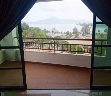 Lumut Apartamento | Marina Height