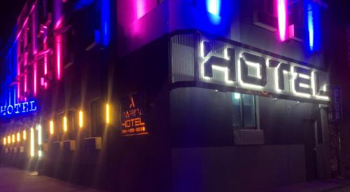 Bushwick Hotel | Marina Hotel Brooklyn-Broadway