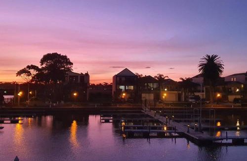 Patterson Lakes Apartamento | Marina Magic Getaways - Your Waterfront Retreat