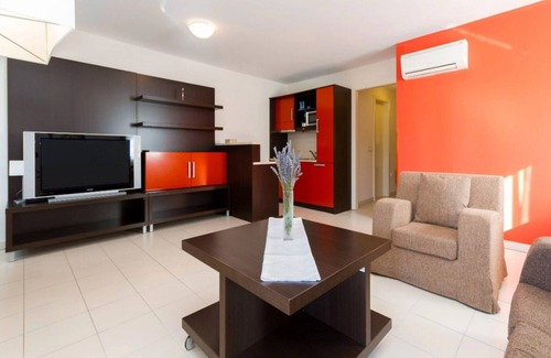 Seca Apartamento | Marina Portorož Family Friendly Apartment 3 - Two Bedroom Apartment