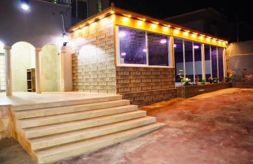 Ma'an Governorate Chalet De Esquí | Marina Privet chalet for rent