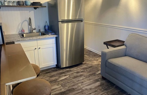 Bass Lake Apartamento | Marina View Daze Lakeview 1-bedroom 1 bathroom. Covered patio, BBQ & Fire Pit.