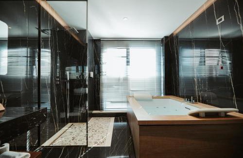 Tirana Hotel | Marinaj Hotel & SPA