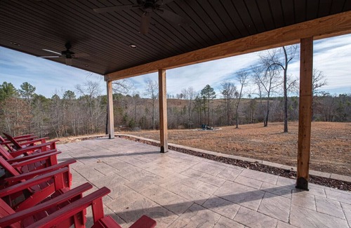 Jones Mills Casa | Mariposa's Place Day Use Retreat