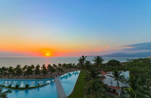 Flamingos Apartamento | Marítima Playa Beach front Condo with great views