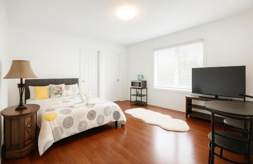 Markham Casa | Markham Luxurious Detached King Master BR