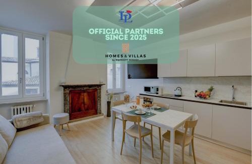 Desenzano del Garda City Centre Apartamento | Marriott Apa Dom Downtown Family Apartment DesenzanoLoft Official Partner Homes & Villas by Marriott Bonvoy