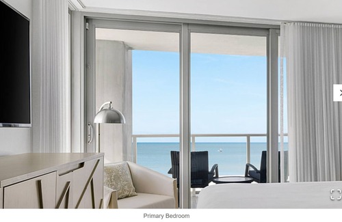 Marco Island Complejo | Marriott's Crystal Shores- 2-bedroom villa on the beach in Marco Island.