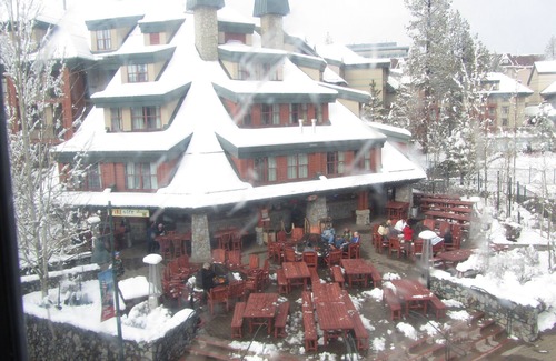 South Lake Tahoe Complejo | Marriott's Timber Lodge Tiempo compartido por gondola en So. Lake Tahoe, CA