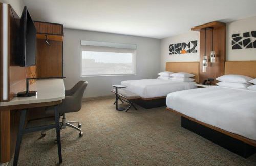 Metro Center Hotel | Marriott Springfield Downtown