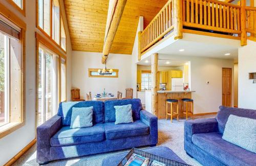 Klamath Falls Casa | Marsh Hawk Cabin