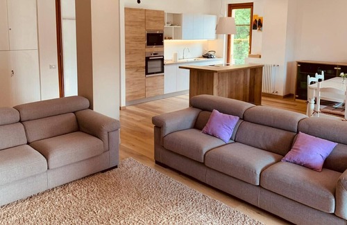 Gonte Apartamento | Martin apartment with pool in Oggebbio