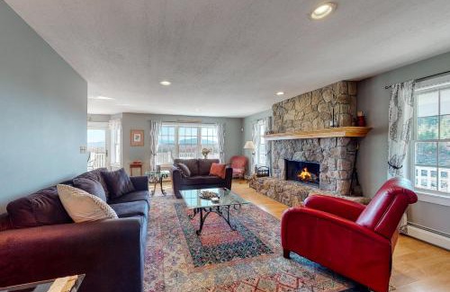 Lancaster Casa | Martin Grandview Estate