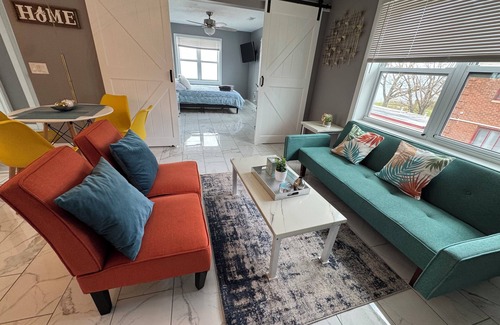 Lorain Apartamento | Marvelous 2-bedroom apartment with AC in Lorain