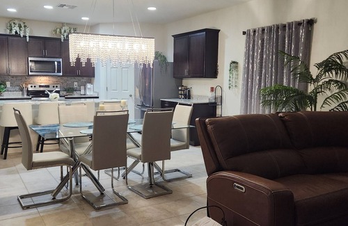 Maricopa Casa | Marvelous 4-bedroom house with AC in Maricopa