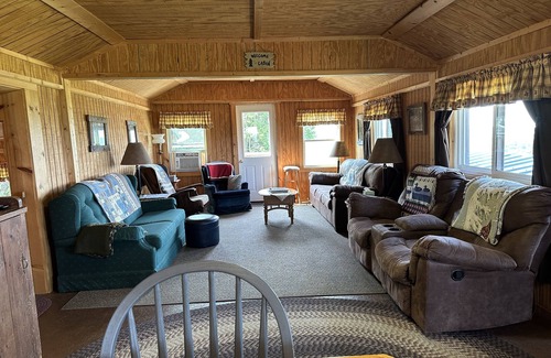 Brookville Cabina | Marzullo's Mountaintop Cabin