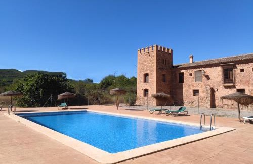 Altura Casa | MASÍA de SAN JUAN CASA NÚMERO 1 en Castillo con piscina y Aire Acondicionado