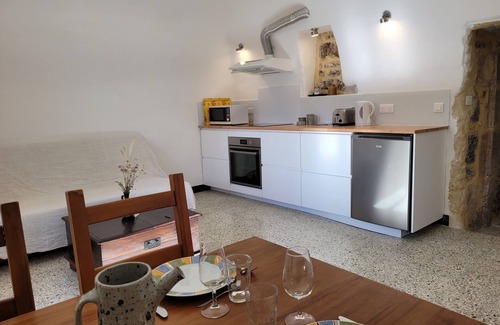 Saint-Andre-de-Cruzieres Cabaña | Gîte 3 - L'aïgo-Gîte-Estándar-Baño privado con bañera-Sin vista