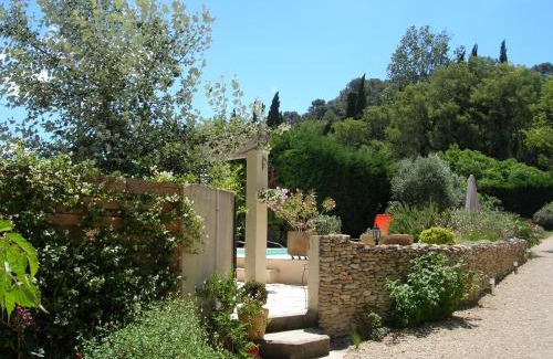 Saint-Etienne-du-Gres Cama Y Desayuno | Mas Calbret