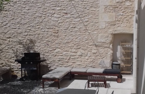 Saint-Hilaire-d'Ozilhan Casa | mas de Ville Avec Piscine, Proche Pont du Gard, 6 Couchages, Climatisation