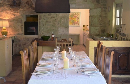 Eygalieres Casa | Mas des Amis, Eygalières: Airconditioned, Large Swimming Pool, Tennis, Park