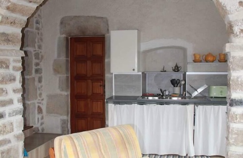 Banne Casa | Mas l'Esquirou - Authentic Ardèche mas with swimming pool, wooded garden