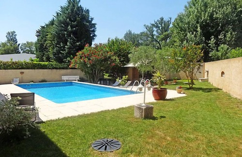 Noves Casa | Mas Madelon by Interhome