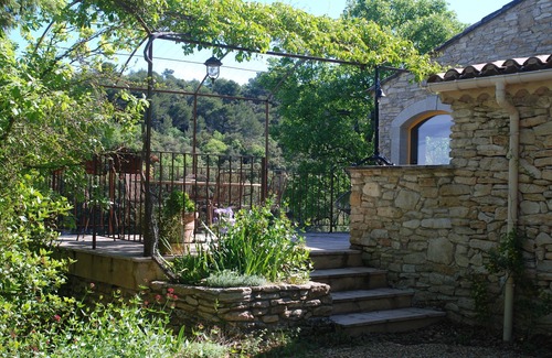 La Roque-sur-Pernes Casa | Mas provençal with swimming pool