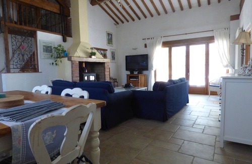 Perpignan Casa | Mas with converted barn, unique pool, paradise found!
