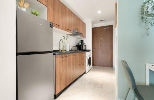 Masdar City Apartamento | Masdar Tranquil Studio near F1 Circuit & Airport