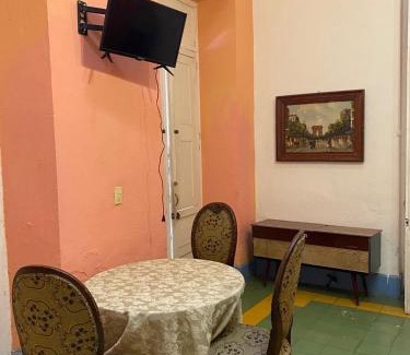 Americana Hotel | Maska Mansion Expiatorio Gdl Guest house