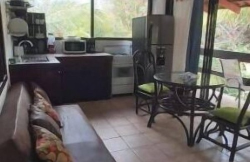 Santa Cruz Casa | Massai Apartments #4 sleeps 4