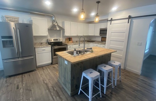 Detroit Lakes Casa | MASSIVE 5 BEDROOM ACROSS THE STREET FROM ZORBAZ