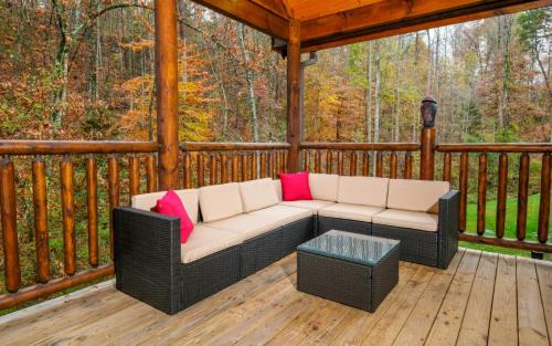 Gatlinburg - Pigeon Forge Villa | Matterhorn
