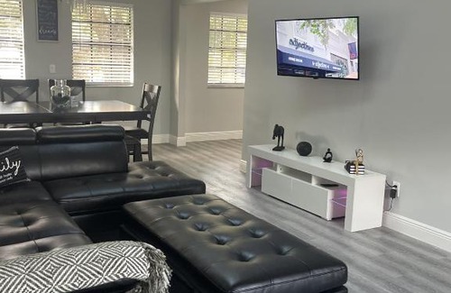 Orlando Casa | Matthews Cozy Place