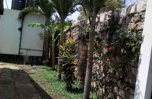 Ukunda Casa | Maui Palm House, Ukunda, compuesto seguro de 4 dormitorios, a 10 minutos de la playa.