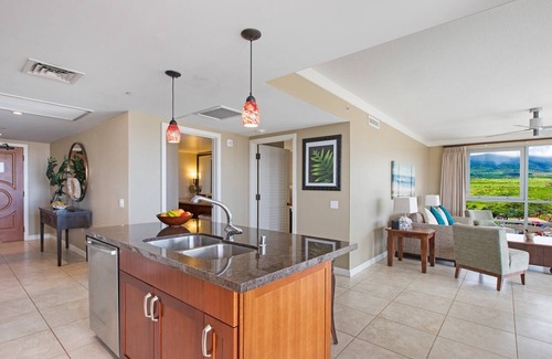 Kaanapali Condominio | Alquiler del resort en Maui: Hokulani 820 - Piso superior 2BR con vista al mar y a la montaña + Balcón X L