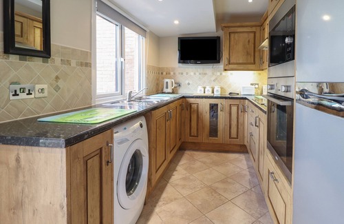 Llanfyllin Cabaña | MAY COTTAGE, family friendly, character holiday cottage in Llanfyllin