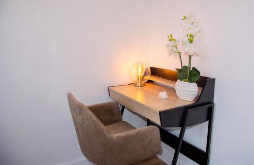 Old Town Apartamento | Maya's Flats & Resorts 61 - Love Bridge