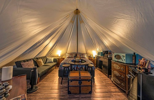 Los Gatos Cabina | Mays Luxury Farm Stays