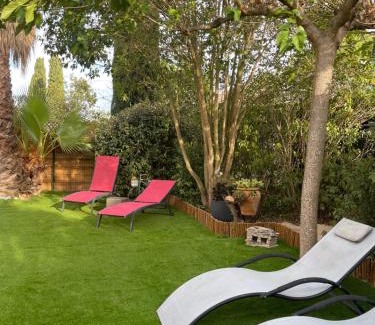 Servian Casa | Mazet des Orchidées - Gîte 4 personnes 50 m2 - Jardin, spa privé De Pâques à fin Septembre - indépendant - stationnement privé