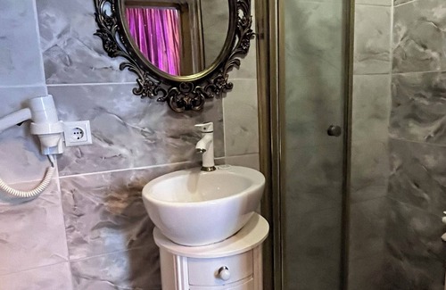 Zeytinbagi Hotel | Mazi Otel