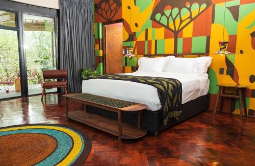 Pilanesberg National Park Cabina | Mbazo Safari Collection
