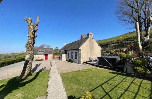 Newry Casa | Mc Courts Cottage